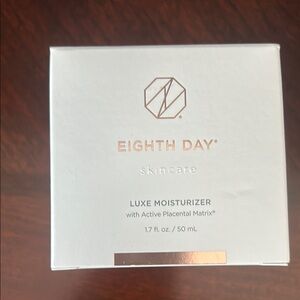 Eighth Day Luxe Moisturizer
